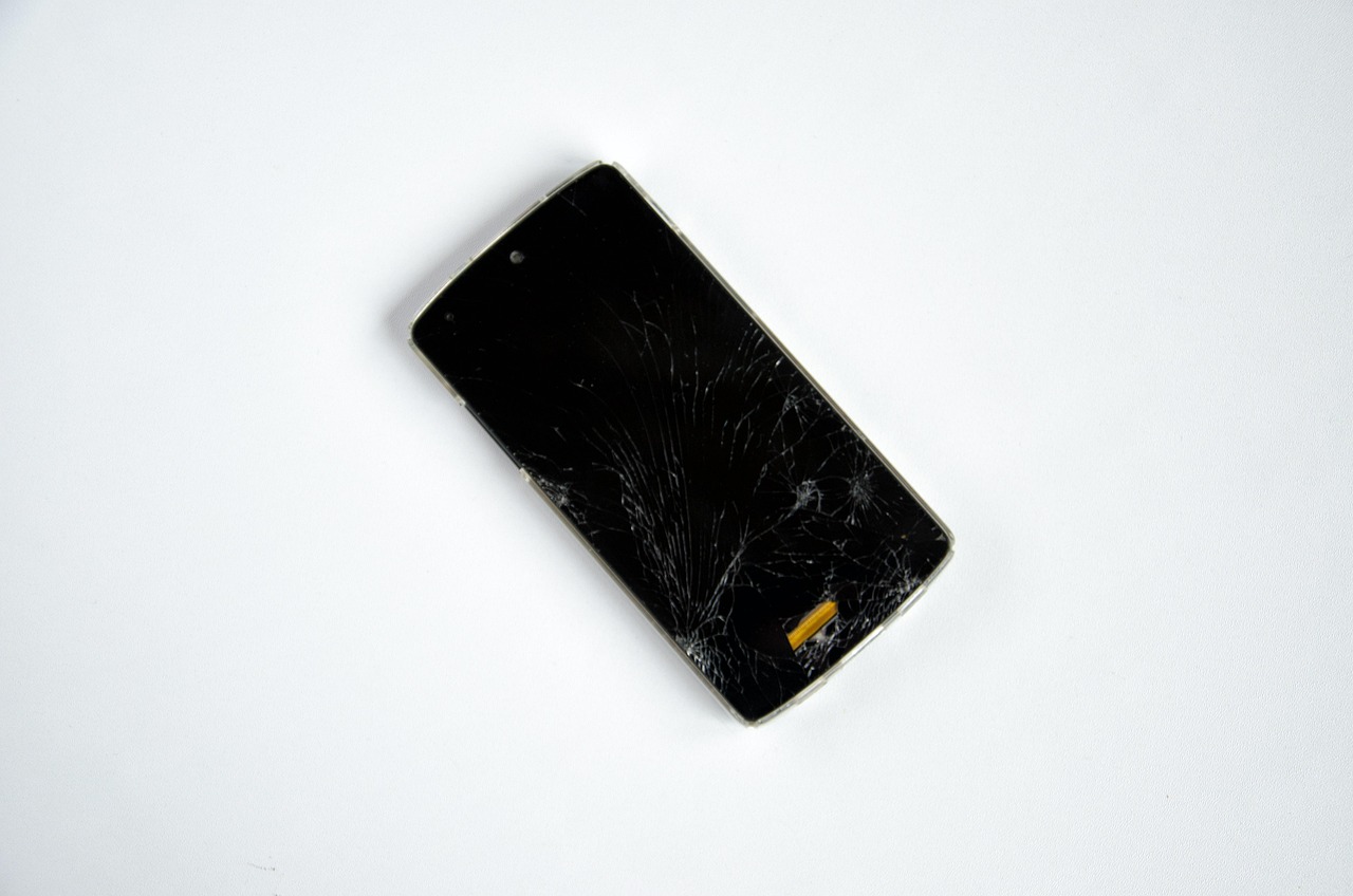 smartphone, broken, damaged, defect, screen, cellphone, mobile device, android, repair, display, protection,