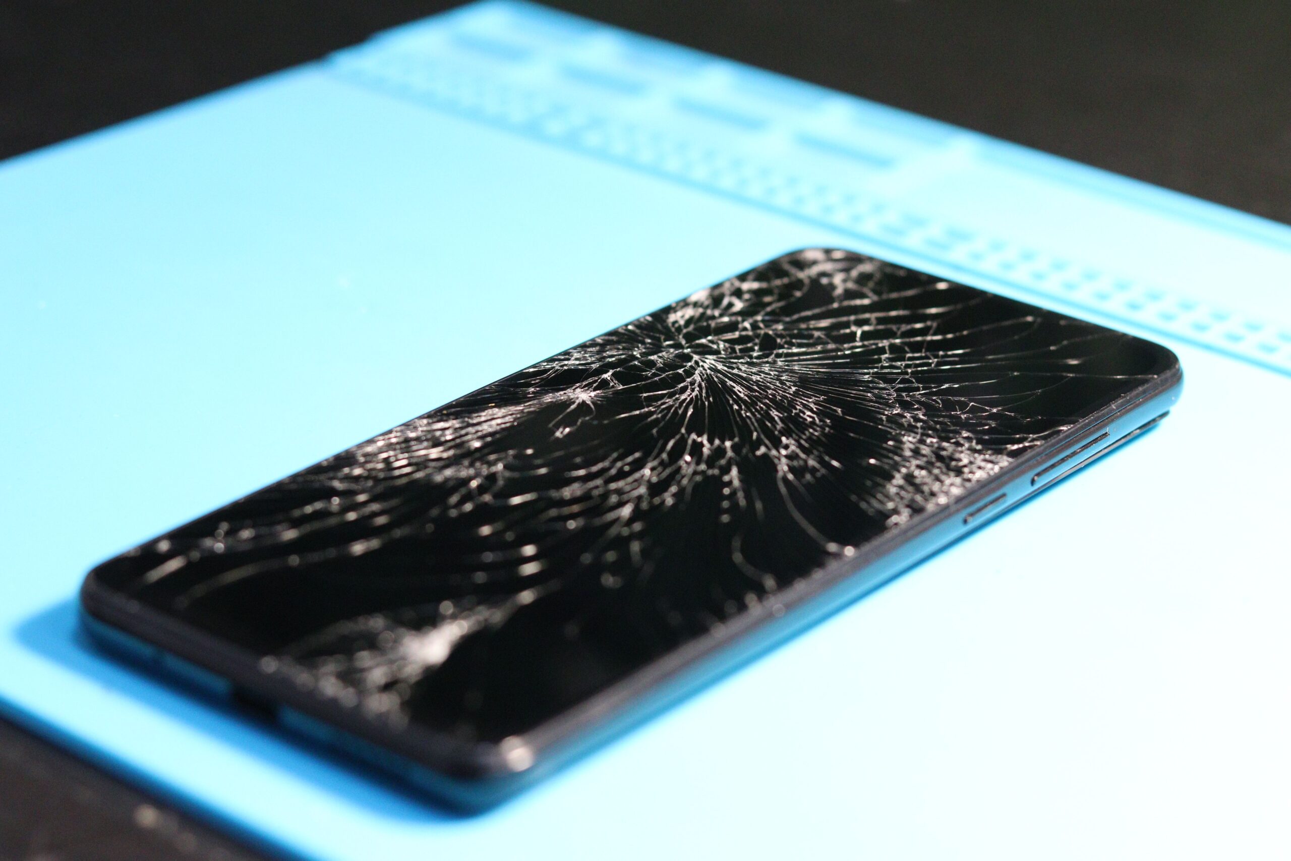 iPhone and smartphone repair services in Peoria IL at Peoria Technology Solutions